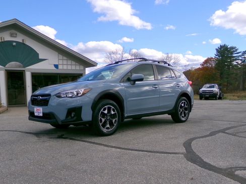 Used 2019 Subaru Crosstrek 2.0i Premium w/ Eyesight System image 9