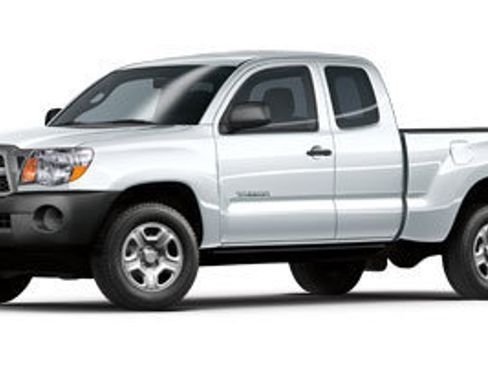 Used 2011 Toyota Tacoma PreRunner w/ SR5 Pkg #2 RWD image 1