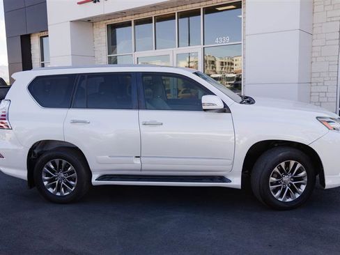 Used 2014 Lexus GX 460 Luxury AWD/4WD image 5