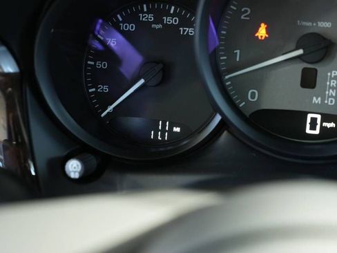 New 2026 Porsche Macan S image 15