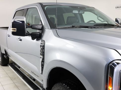 Used 2024 Ford F350 Lariat w/ Chrome Package image 38