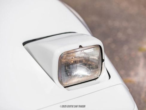 Used 1991 Chevrolet Corvette ZR-1 image 65