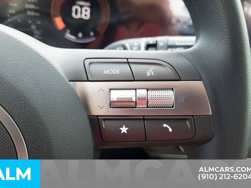 Certified 2026 Hyundai Kona SE image 25