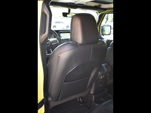 Used 2023 Jeep Wrangler Sahara w/ Cold Weather Group image 22
