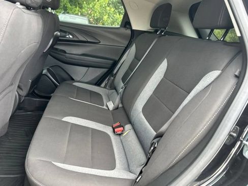 Used 2022 Chevrolet TrailBlazer LS FWD image 17