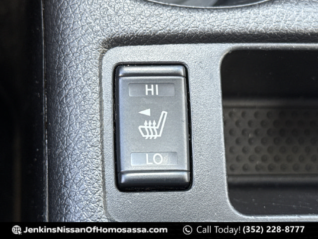 Certified 2022 Nissan Rogue Sport SV FWD image 39
