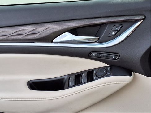 Used 2024 Buick Enclave Avenir w/ Avenir Technology Package FWD image 13