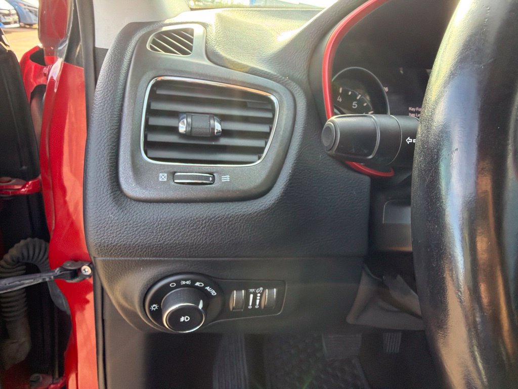 Used 2018 Jeep Compass Trailhawk w/ Leather Interior Group AWD/4WD image 29