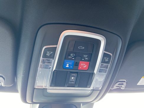 Used 2021 RAM 1500 Limited AWD/4WD image 13