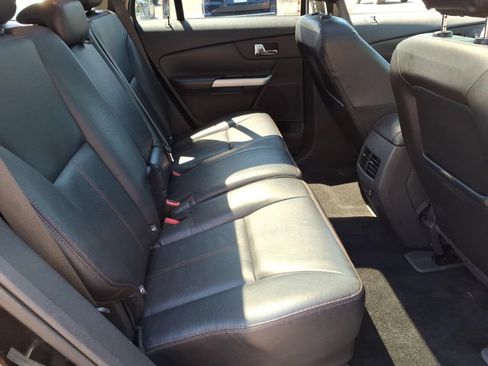 Used 2014 Ford Edge SEL w/ Equipment Group 205A AWD/4WD image 16