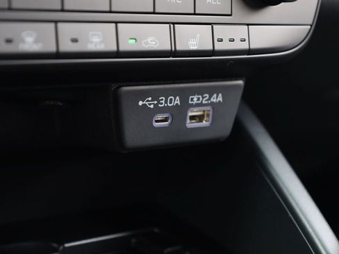 New 2026 Subaru Outback Limited AWD/4WD image 14