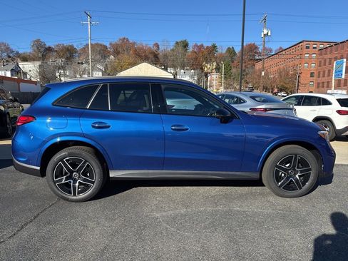 New 2026 Mercedes-Benz GLC 300 4MATIC image 10