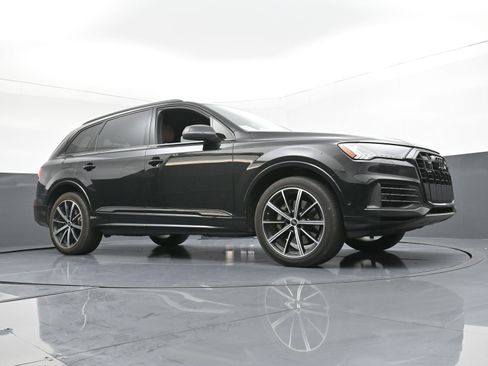 Used 2023 Audi Q7 3.0T Premium Plus w/ Premium Plus Package image 22