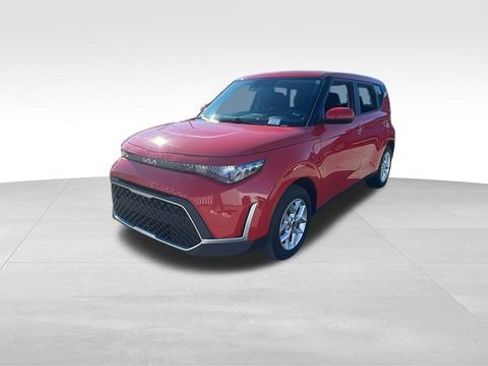 Used 2024 Kia Soul LX w/ Option Group 015 image 3