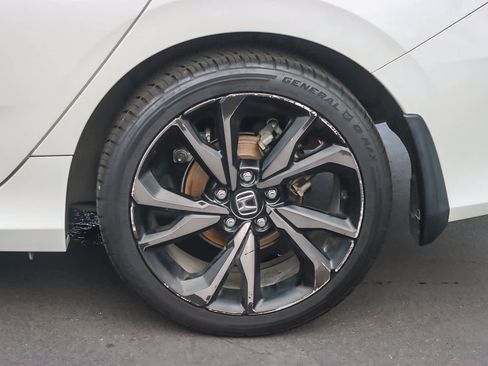 Used 2019 Honda Civic Sport image 10