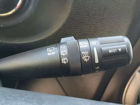 Used 2017 Jeep Wrangler Unlimited Sport w/ Connectivity Group AWD/4WD image 25