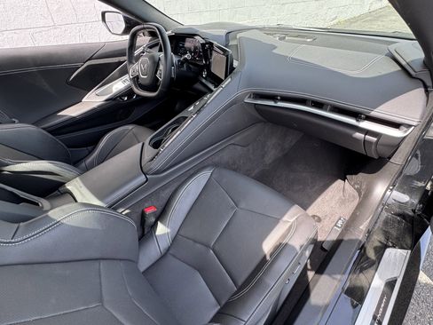 Used 2024 Chevrolet Corvette Stingray Convertible w/ 1LT image 11