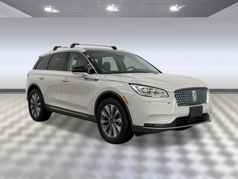 Used 2021 Lincoln Corsair Reserve w/ Equipment Group 201A FWD image 7
