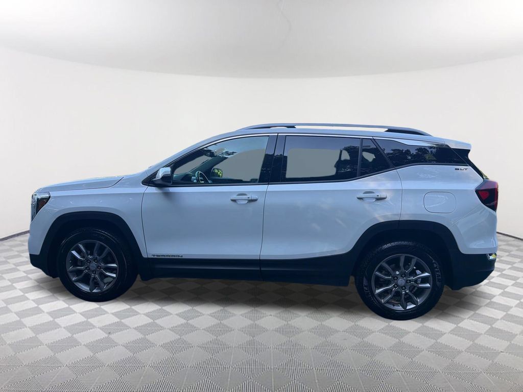 Used 2022 GMC Terrain SLT AWD/4WD image 8