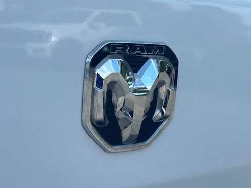 Used 2023 RAM ProMaster 2500 image 21