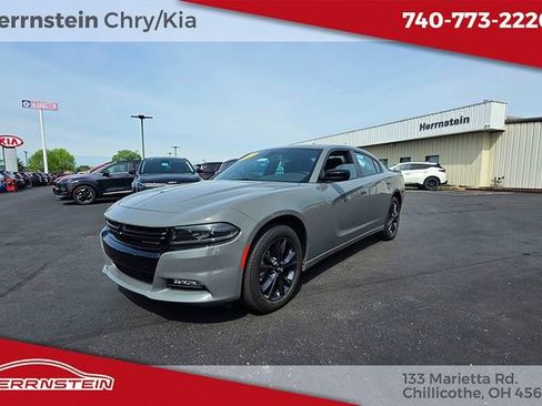 Used 2023 Dodge Charger SXT w/ Blacktop Package AWD/4WD image 3