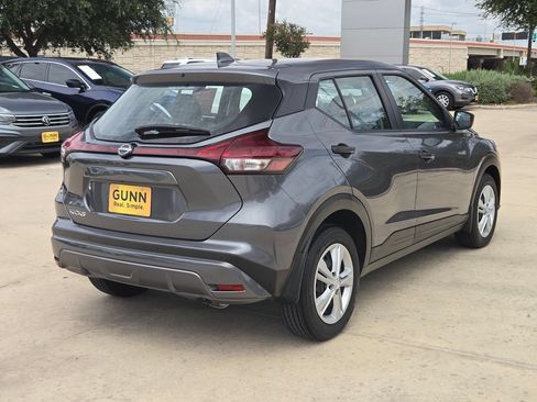 Certified 2025 Nissan Kicks Play S FWD image 3