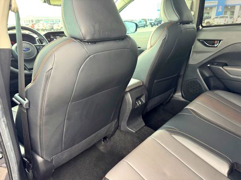 Used 2024 Subaru Crosstrek 2.5i Limited w/ Crosstrek Mirror Package image 19