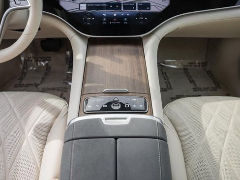 Certified 2024 Mercedes-Benz EQS 580 4MATIC Sedan image 26