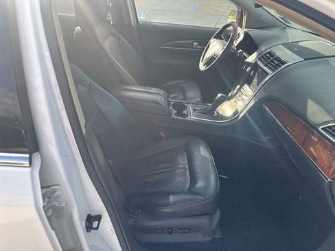 Used 2013 Lincoln MKX FWD image 34