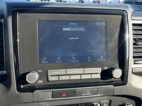 Used 2023 Nissan Frontier SV w/ SV Convenience Package image 14