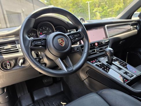 Used 2023 Porsche Macan GTS w/ Premium Package Plus AWD/4WD image 4