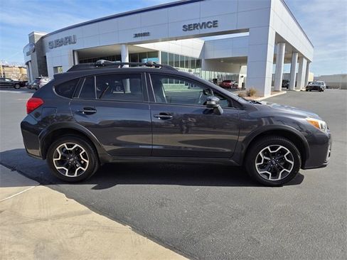 Used 2016 Subaru Crosstrek 2.0i Limited image 3