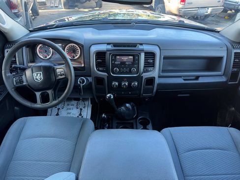 Used 2018 RAM 2500 Tradesman w/ Chrome Appearance Group AWD/4WD image 18