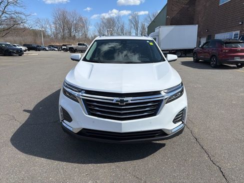 Used 2023 Chevrolet Equinox Premier image 4