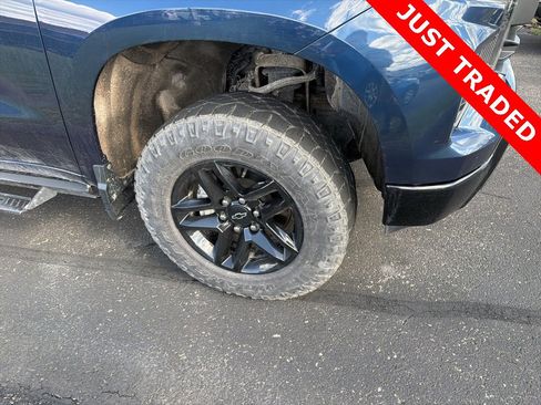 Used 2022 Chevrolet Silverado 1500 Custom Trail Boss image 2