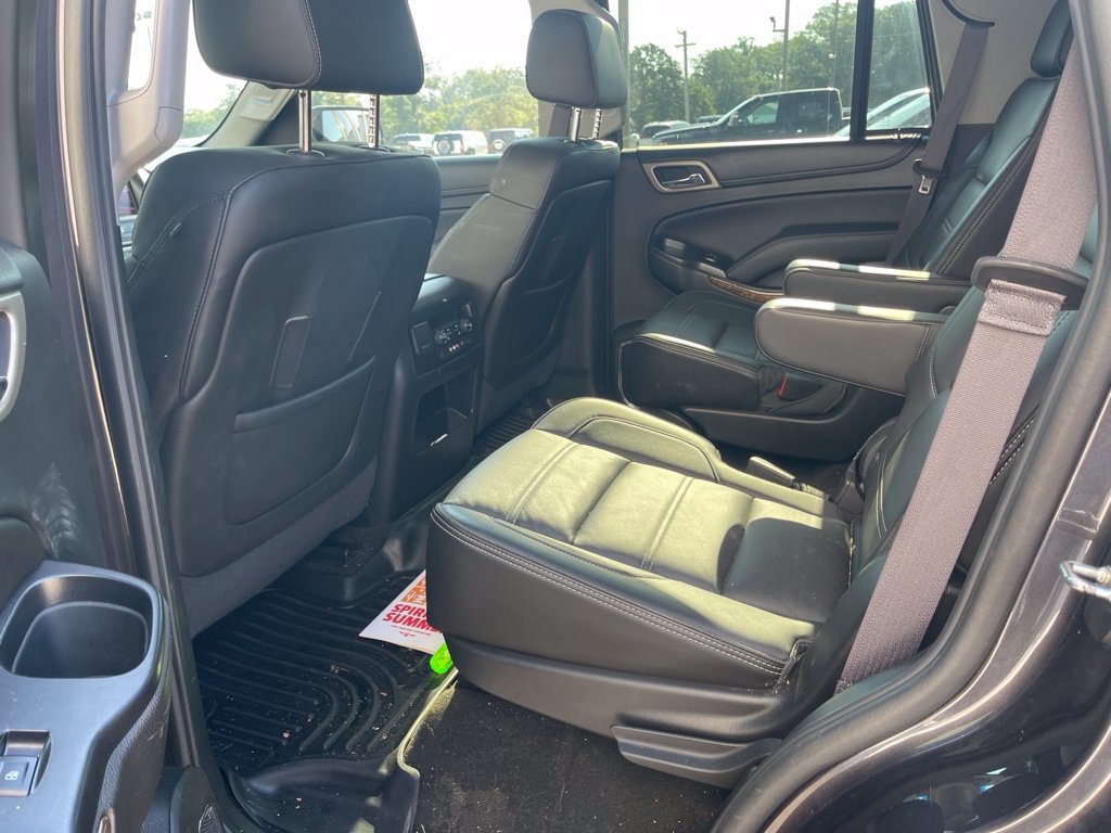 Used 2015 GMC Yukon Denali w/ Premium Package AWD/4WD image 6