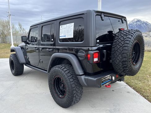 Used 2023 Jeep Wrangler Unlimited Rubicon w/ Cold Weather Group image 3