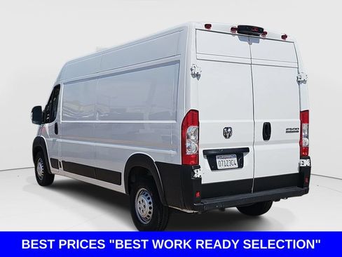 Used 2025 RAM ProMaster 2500 w/ Convenience Group FWD image 5