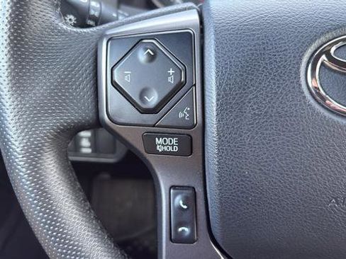 Used 2020 Toyota Tacoma TRD Off-Road w/ Technology Package image 17