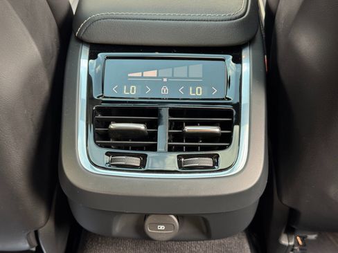Used 2022 Volvo S60 B5 R-Design w/ Climate Package FWD image 34