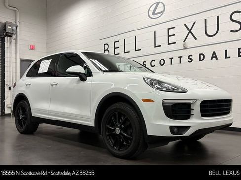 Used 2016 Porsche Cayenne AWD/4WD image 1