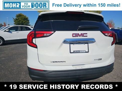 Used 2018 GMC Terrain SLE image 11