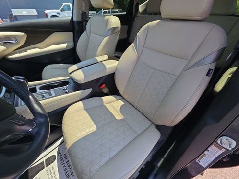Certified 2024 Nissan Murano Platinum w/ Cargo Package AWD/4WD image 11