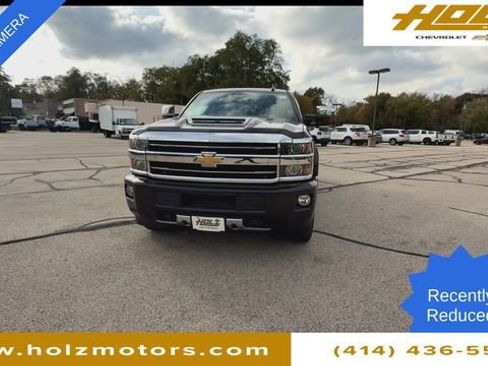 Used 2018 Chevrolet Silverado 2500 High Country w/ Duramax Plus Package image 3