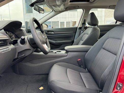 New 2025 Nissan Altima 2.5 SV w/ SV Special Edition Package image 15