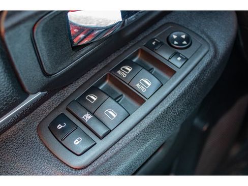 Used 2022 RAM 1500 Warlock AWD/4WD image 34