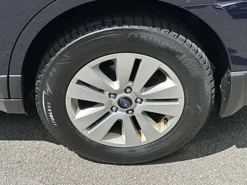 Used 2018 Subaru Outback 2.5i Premium AWD/4WD image 5