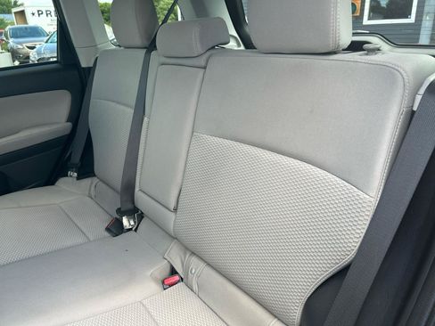 Used 2015 Subaru Forester 2.5i Premium AWD/4WD image 21