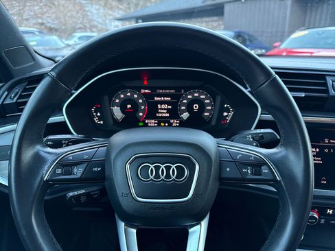 Used 2023 Audi Q3 2.0T Premium Plus image 36