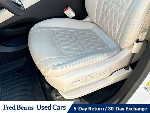 Used 2024 Buick Enclave Avenir w/ Trailering Package, 5000 lbs. FWD image 27